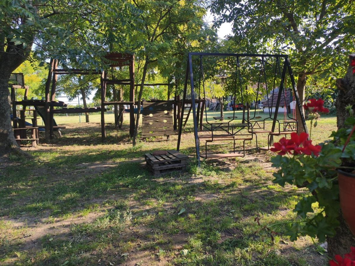 Roka'S- Farm Villa Supljak Buitenkant foto